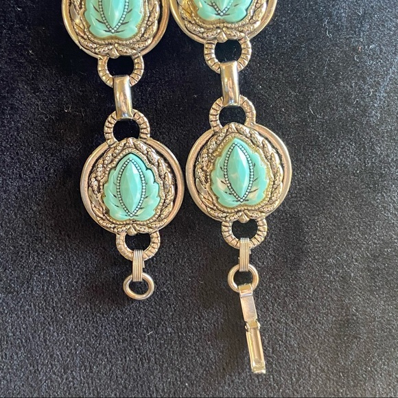 ⚡️Host Pick⚡️Vintage Faux Turquoise Necklace - Picture 5 of 11